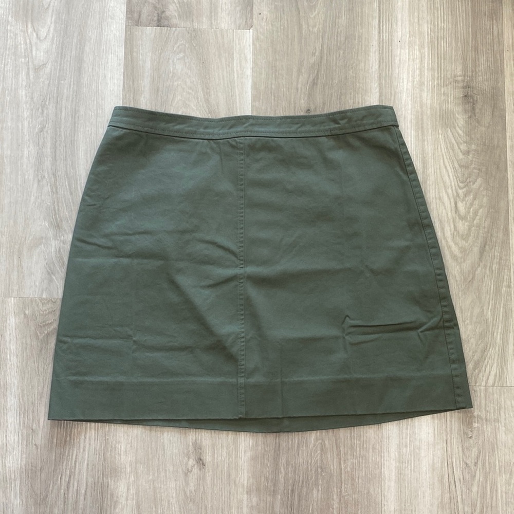 J crew women’s Natasha skirt in stretch twill cotton blend size 8 NWT green